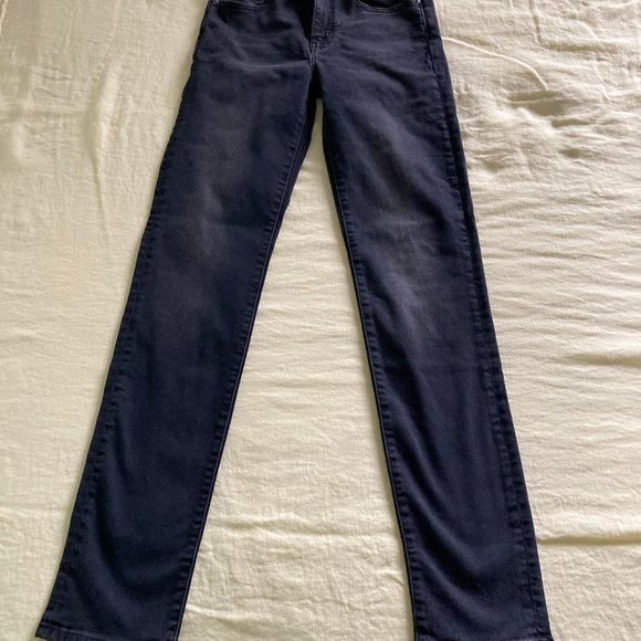 Levi's 724 High Rise Slim Straight Women's Jeans - Picture 2 of 4